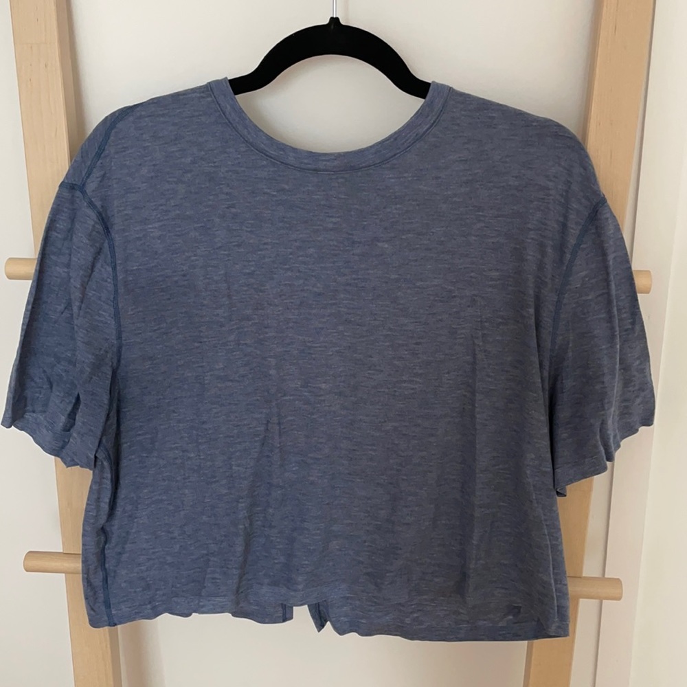 Lululemon cropped boxy tee